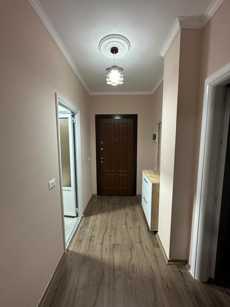Tushemisht Apartment Rent 2