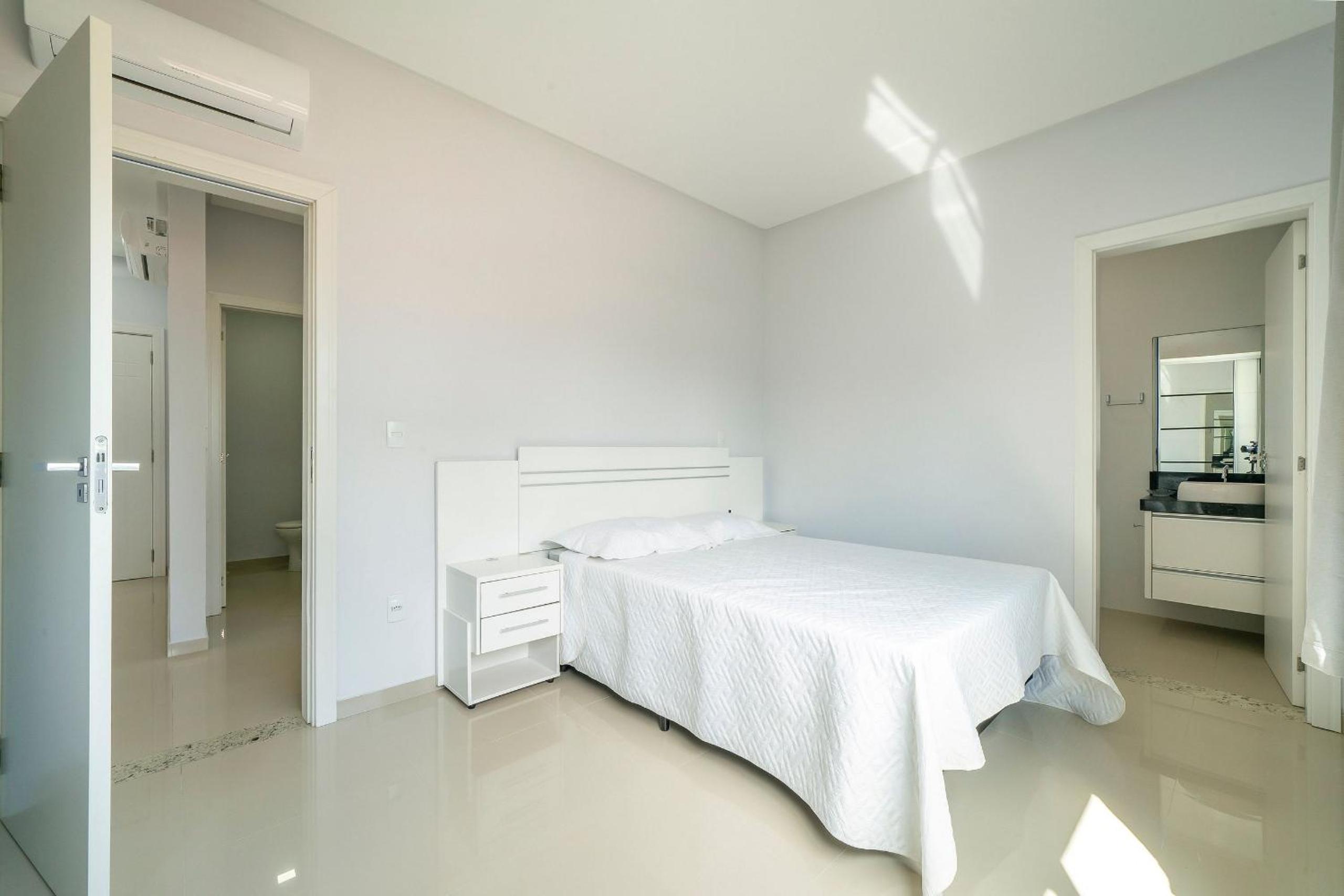 2-Bedroom Apartment for Rent in Bombas
