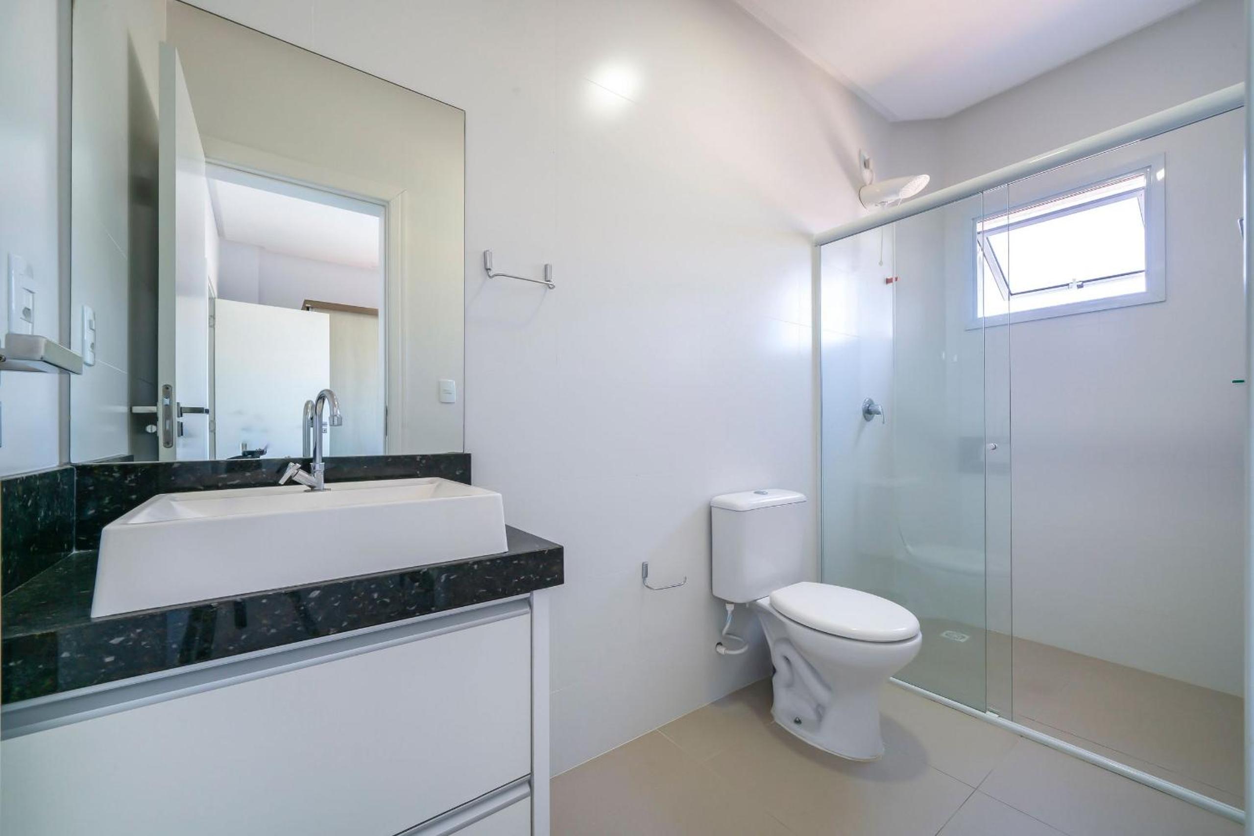2-Bedroom Apartment for Rent in Bombas