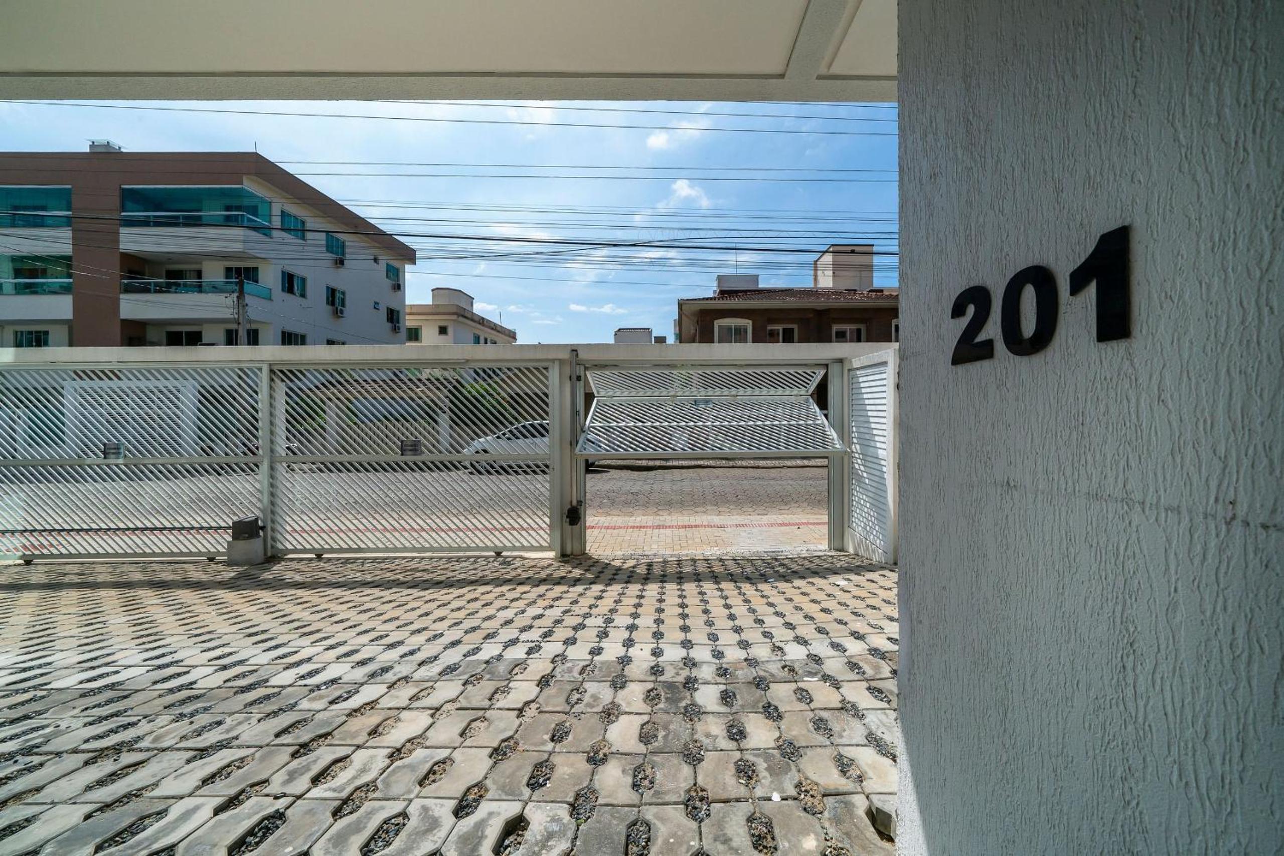2-Bedroom Apartment for Rent in Bombas