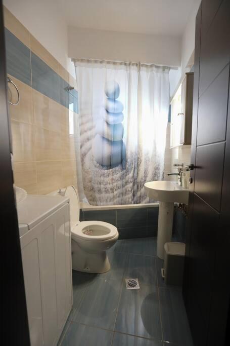 Thano's House 1 photo 4