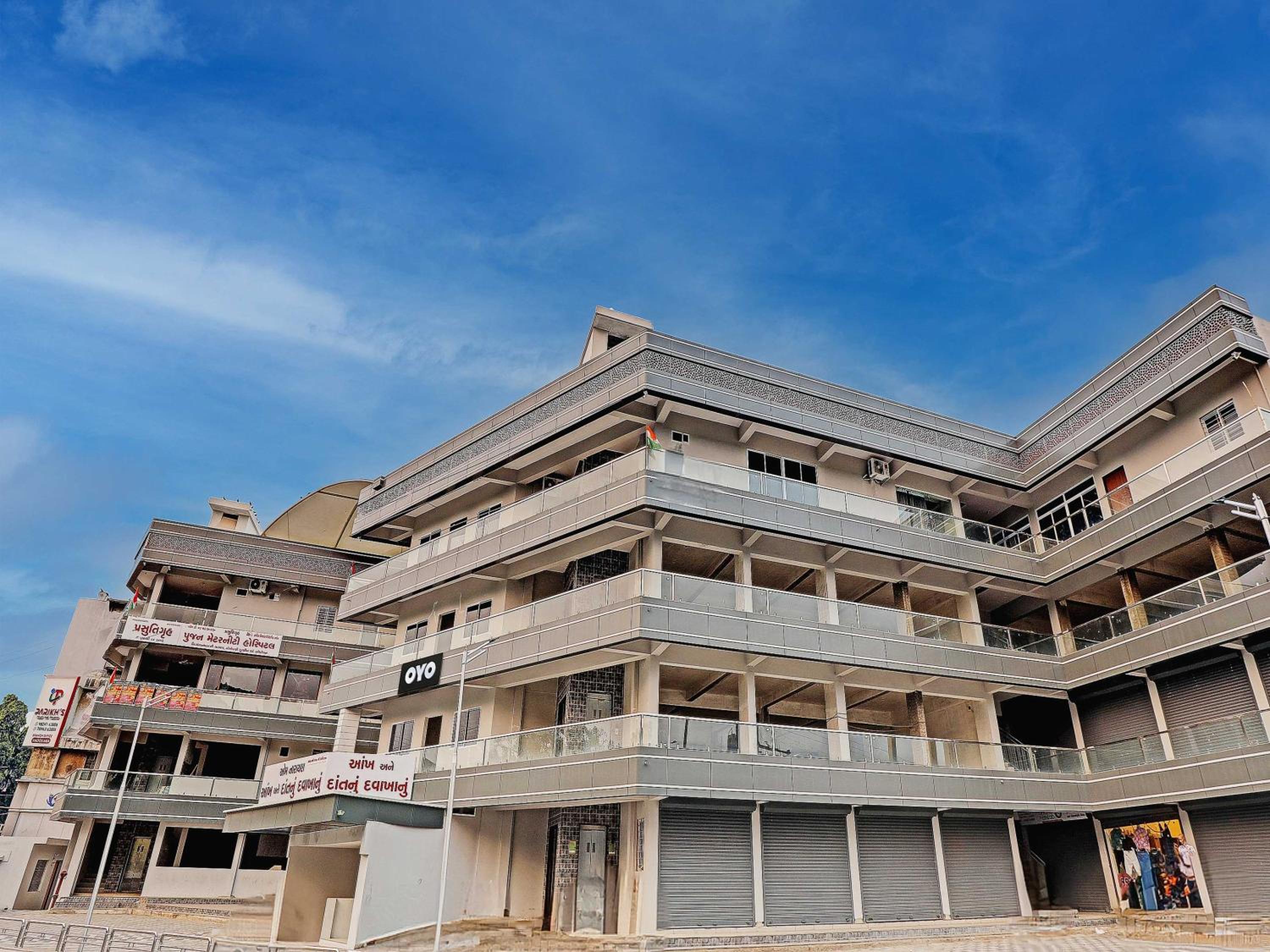 Collection O KANHA INN view 5