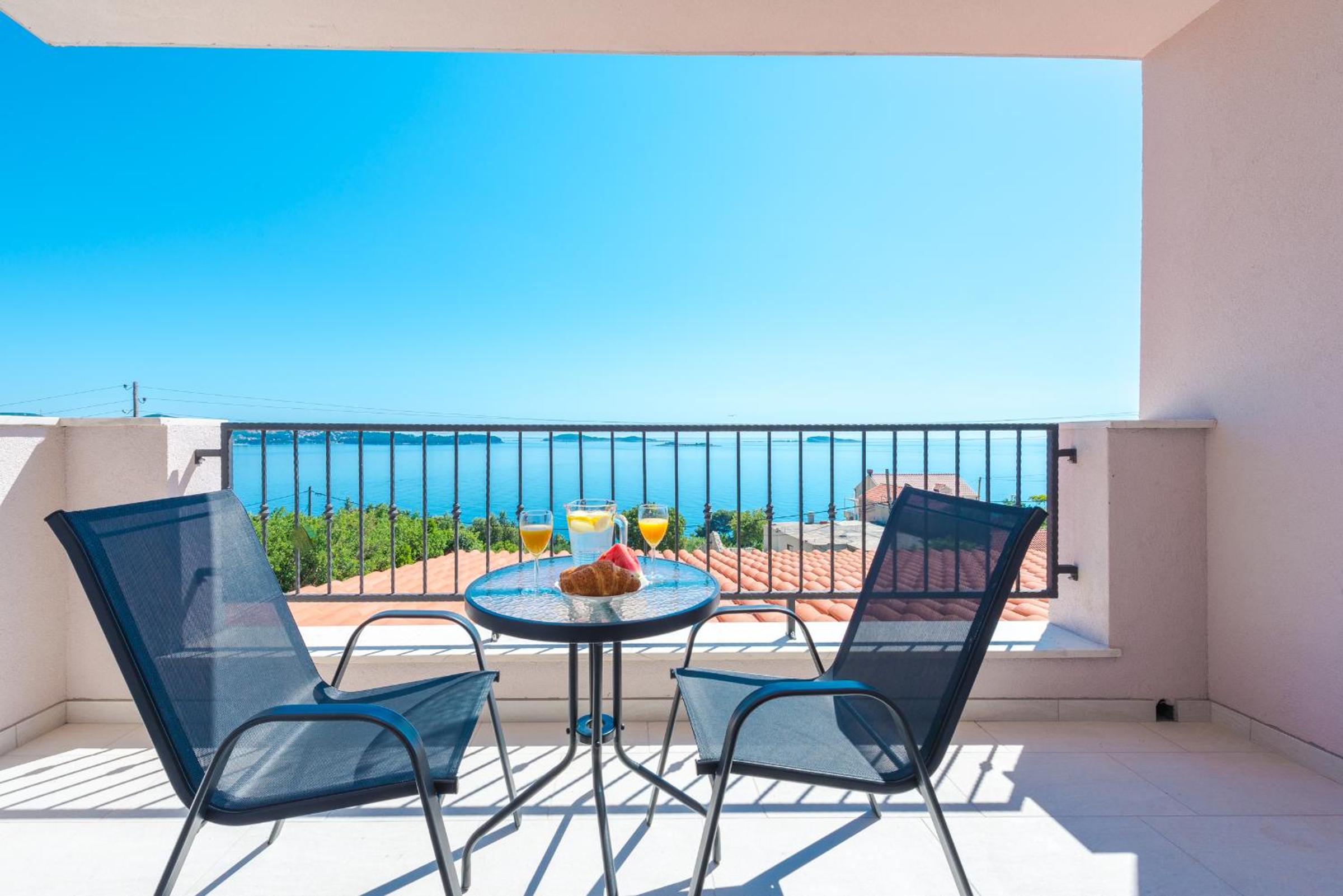 Apartments Villa Made 4U