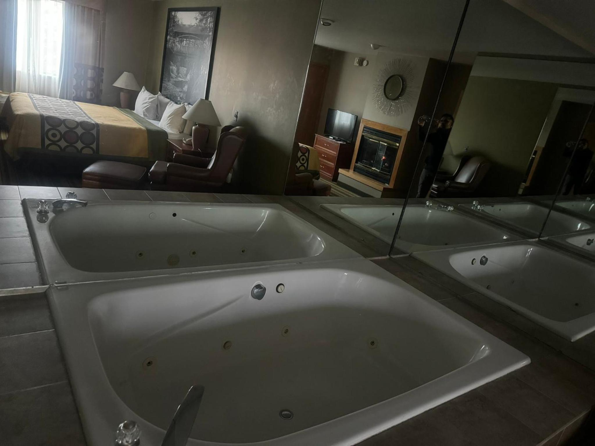 Super 8 by Wyndham Sparta, Foto 53