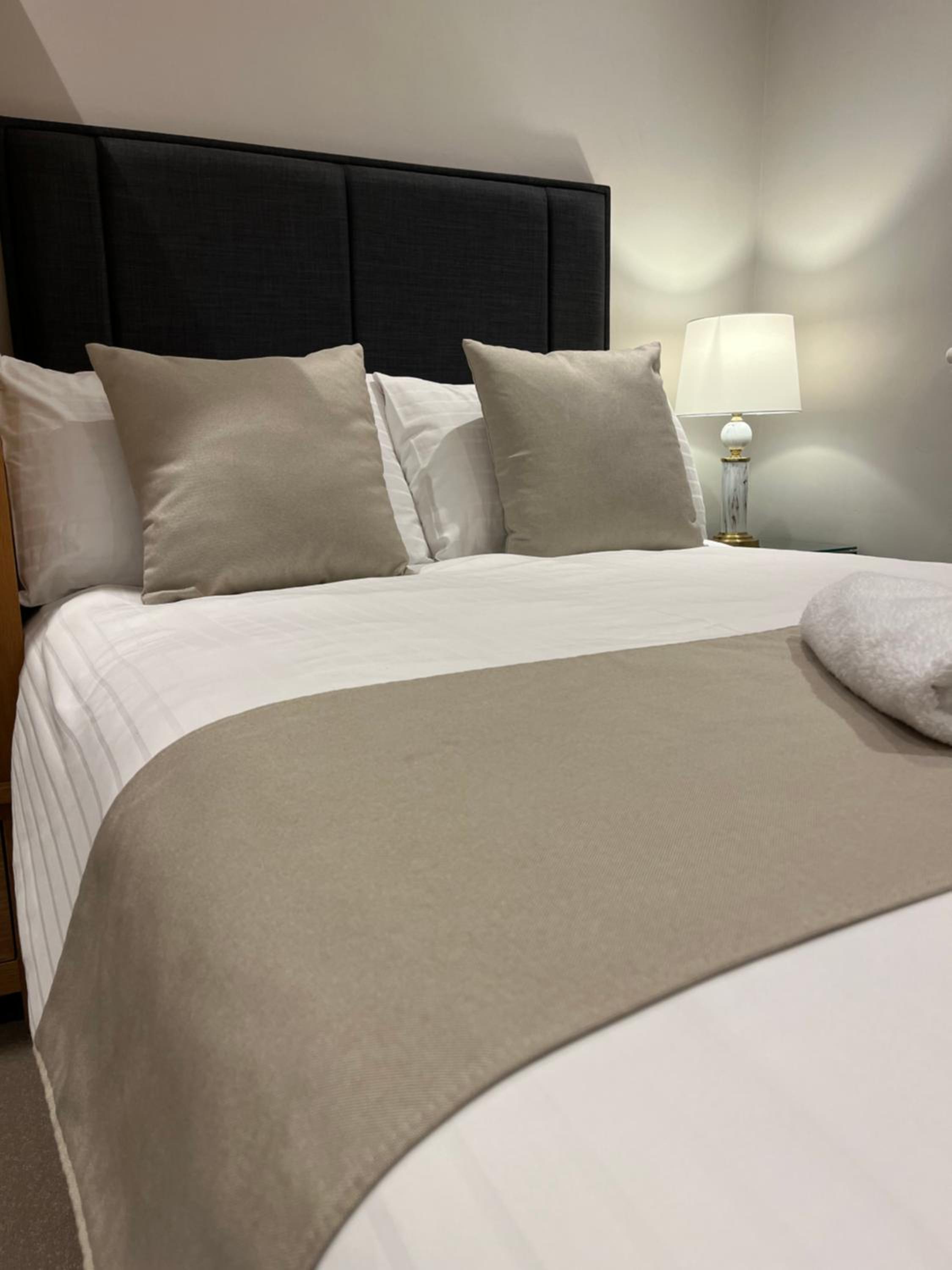 The Hillcrest, Luxury Accommodation in Castleblayney Town