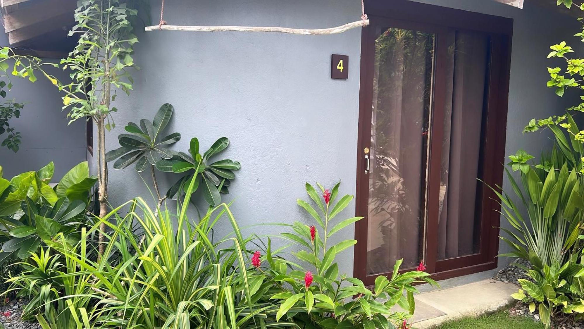Yay Lodge SIARGAO, private room 4 with AC & hot shower and fast Starlink Wifi view 5