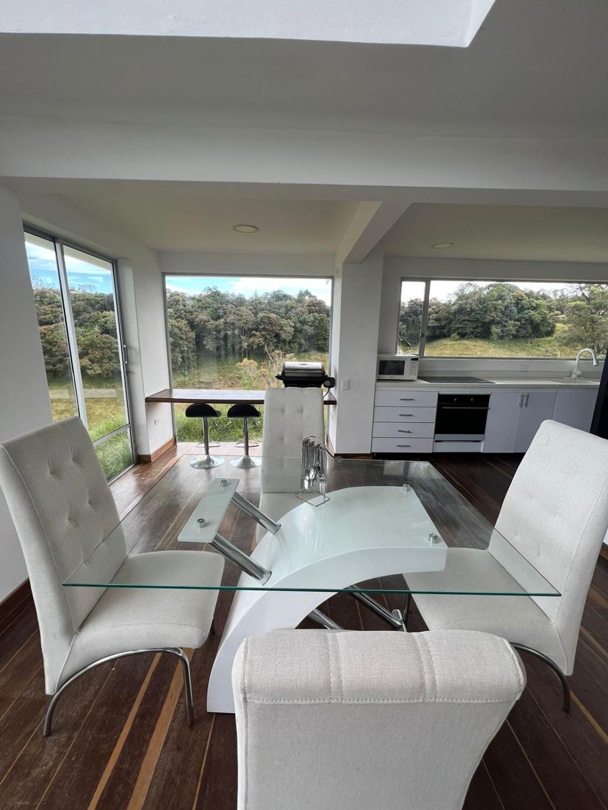Lujosa casa de campo con jacuzzi.