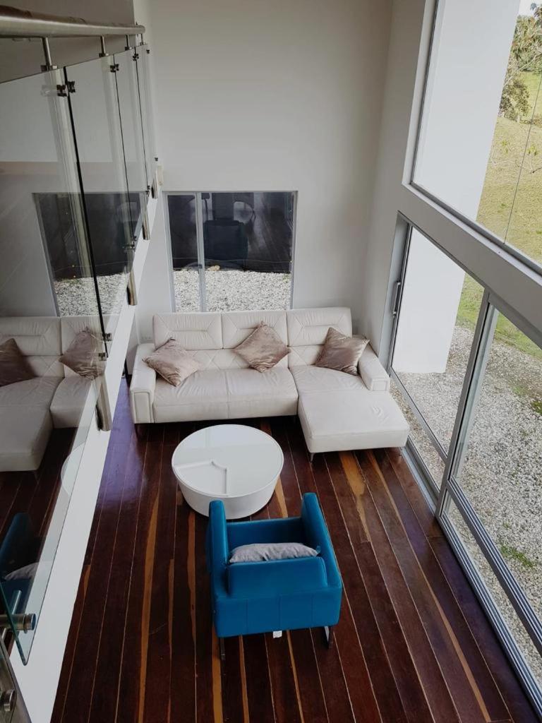 Lujosa casa de campo con jacuzzi.