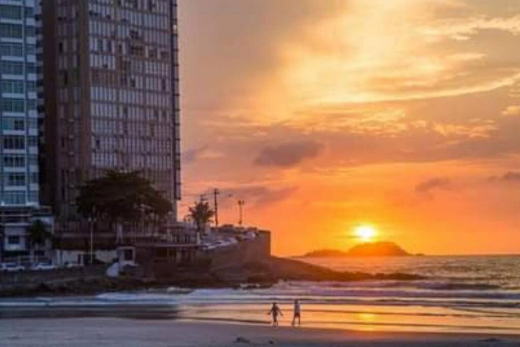 Hotel PÉ na Areia com Jacuzzi e Vista Incrível Para MAR! - Image 1
