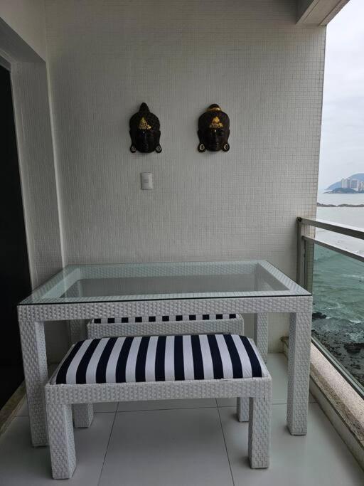 PÉ na Areia com Jacuzzi e Vista Incrível Para MAR!