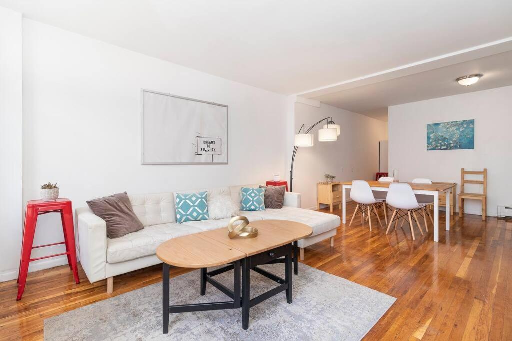 2Bed Bliss by Central Park North