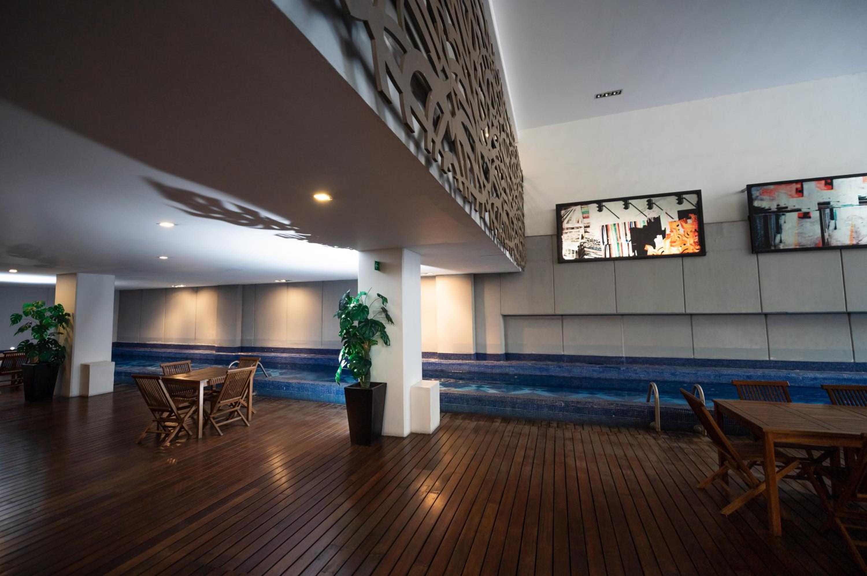 Condesa Luxury Apartments view 5