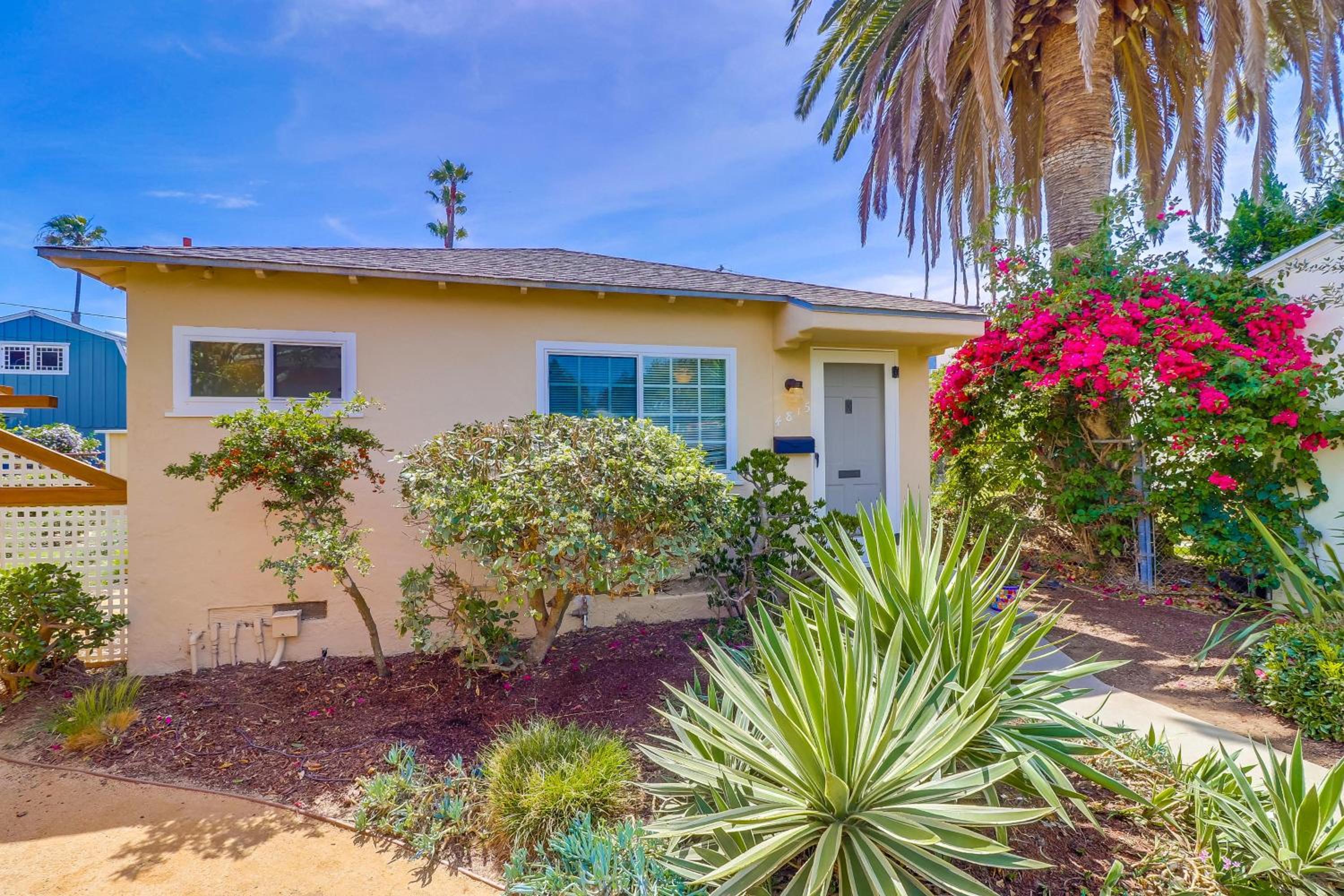 OB Smiths Cottage By The Beach view 3