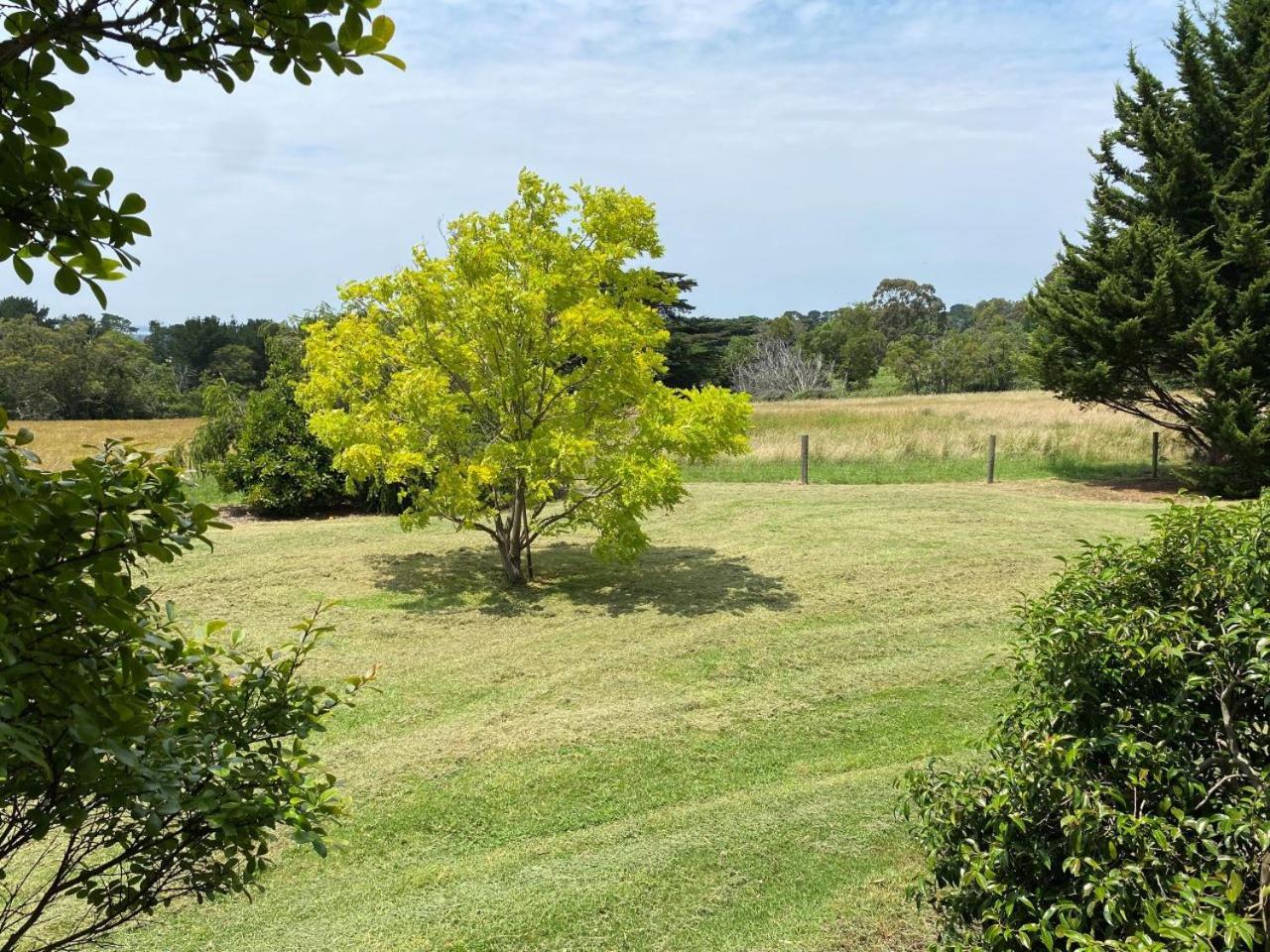 Farmhouse in the heart of wine country, 10 minutes to beach