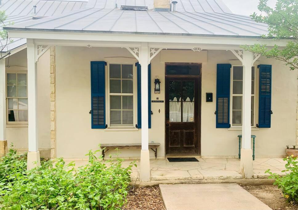 Hotel Gardens of Baron's Creek - Unit D - Image 1