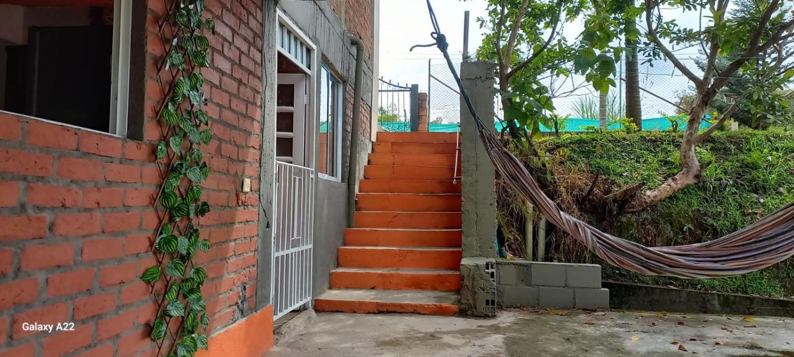 ISA BELLA Hospedaje y Cabaña Entre Aves