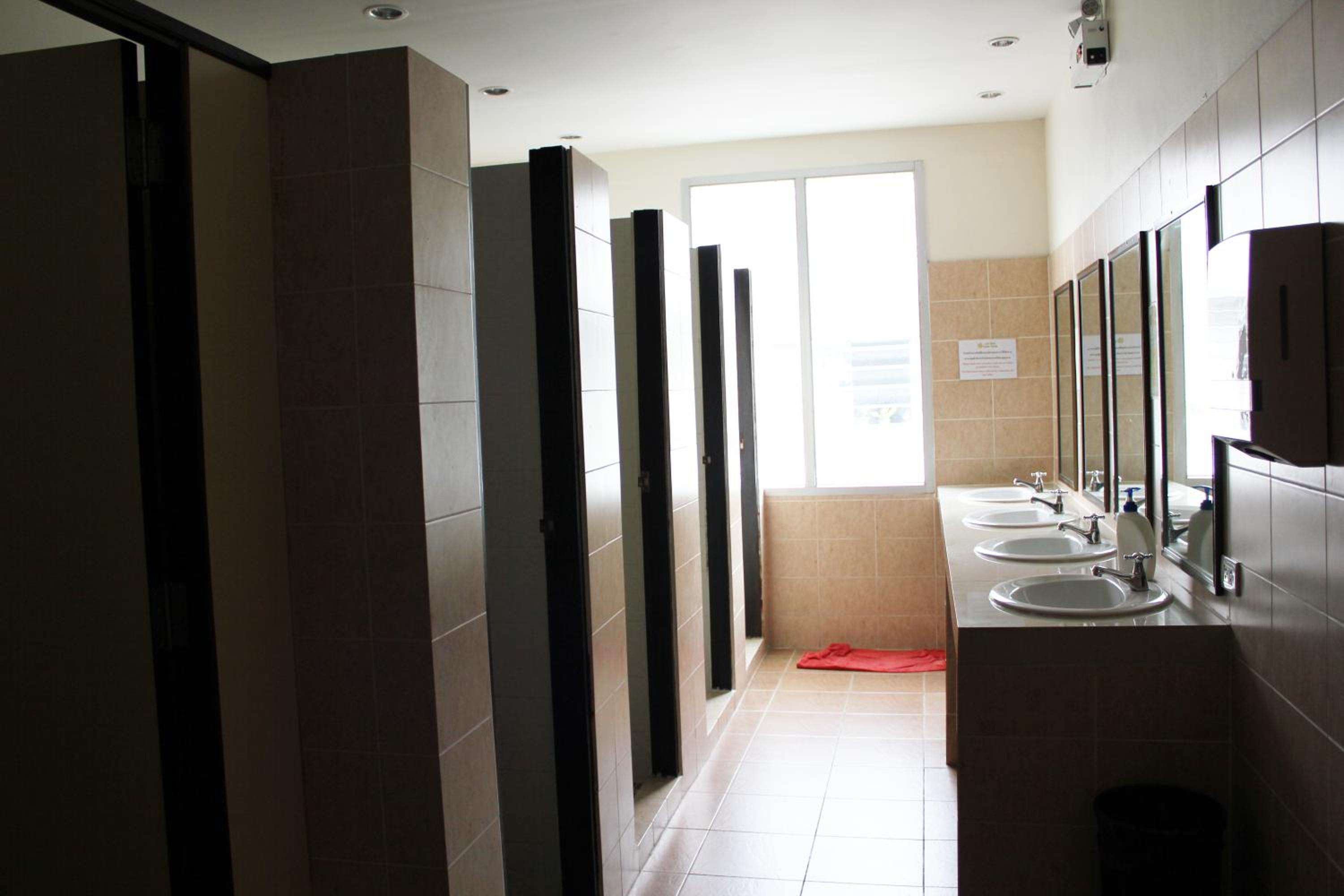 Lub Sbuy Hostel
