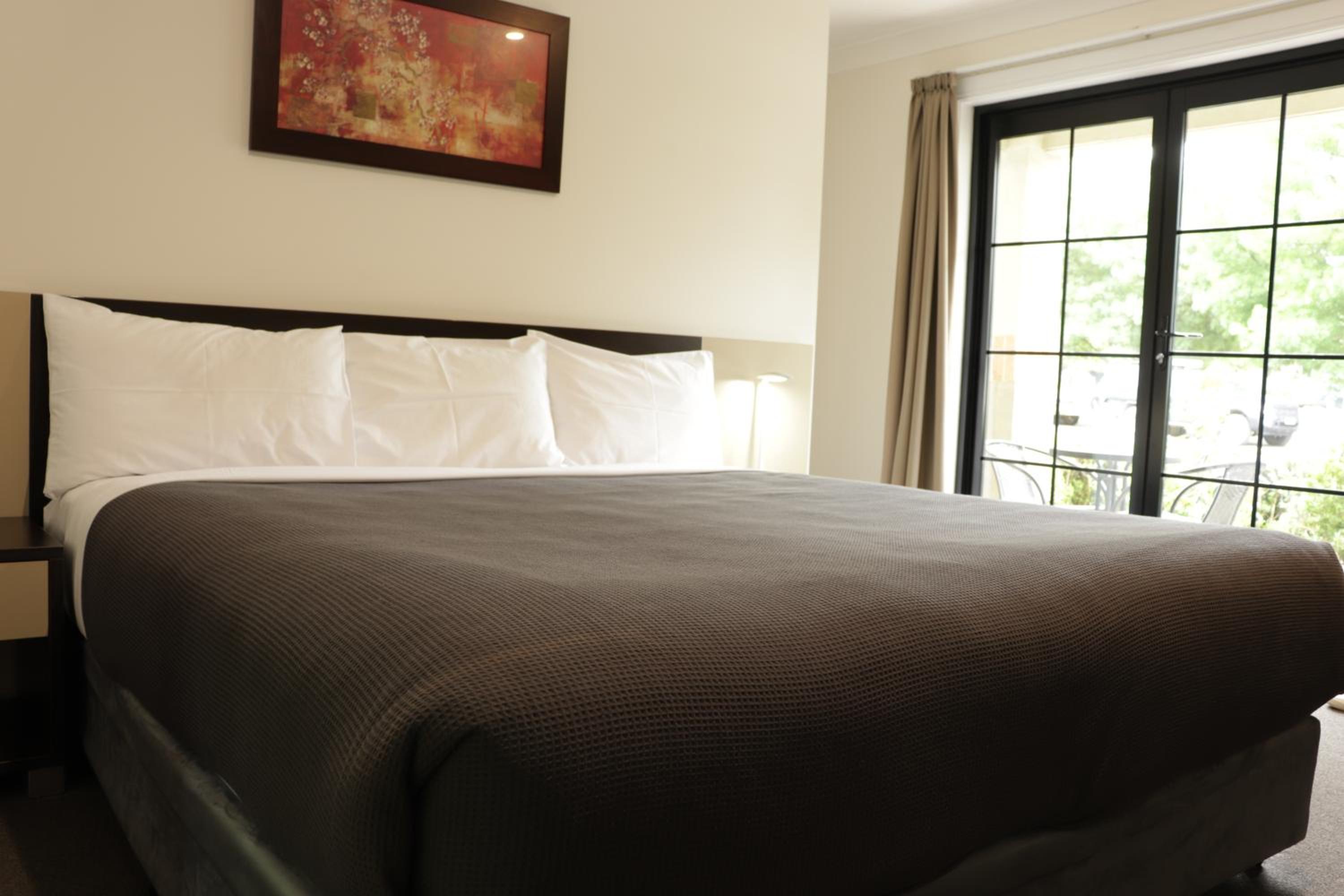 Cootamundra Heritage Motel & Apartments