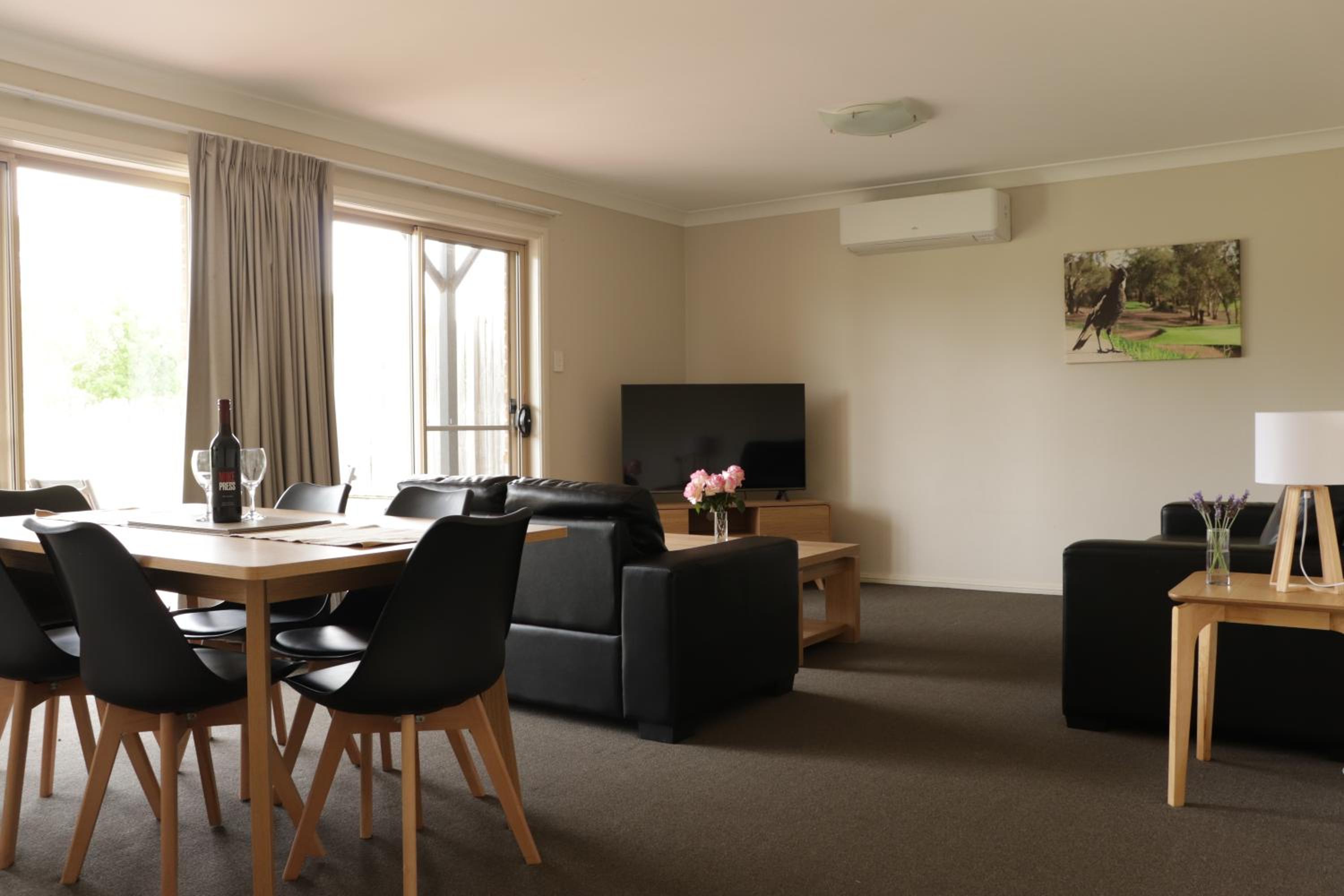 Cootamundra Heritage Motel & Apartments