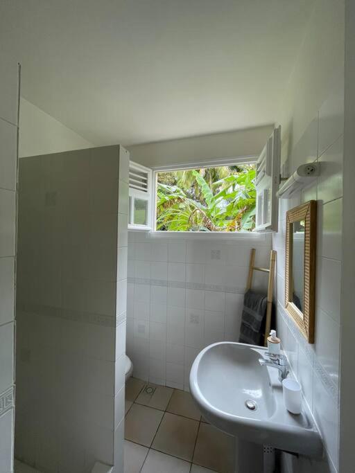 Studio Rez de villa avec piscine
