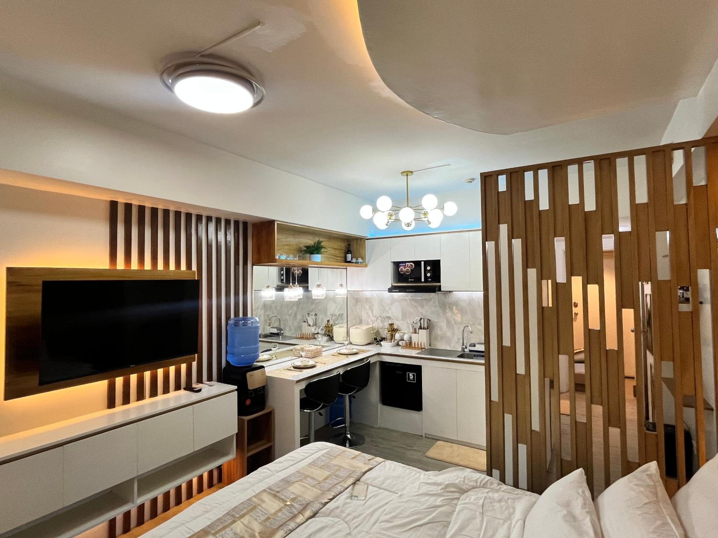 RFR Condo Suites