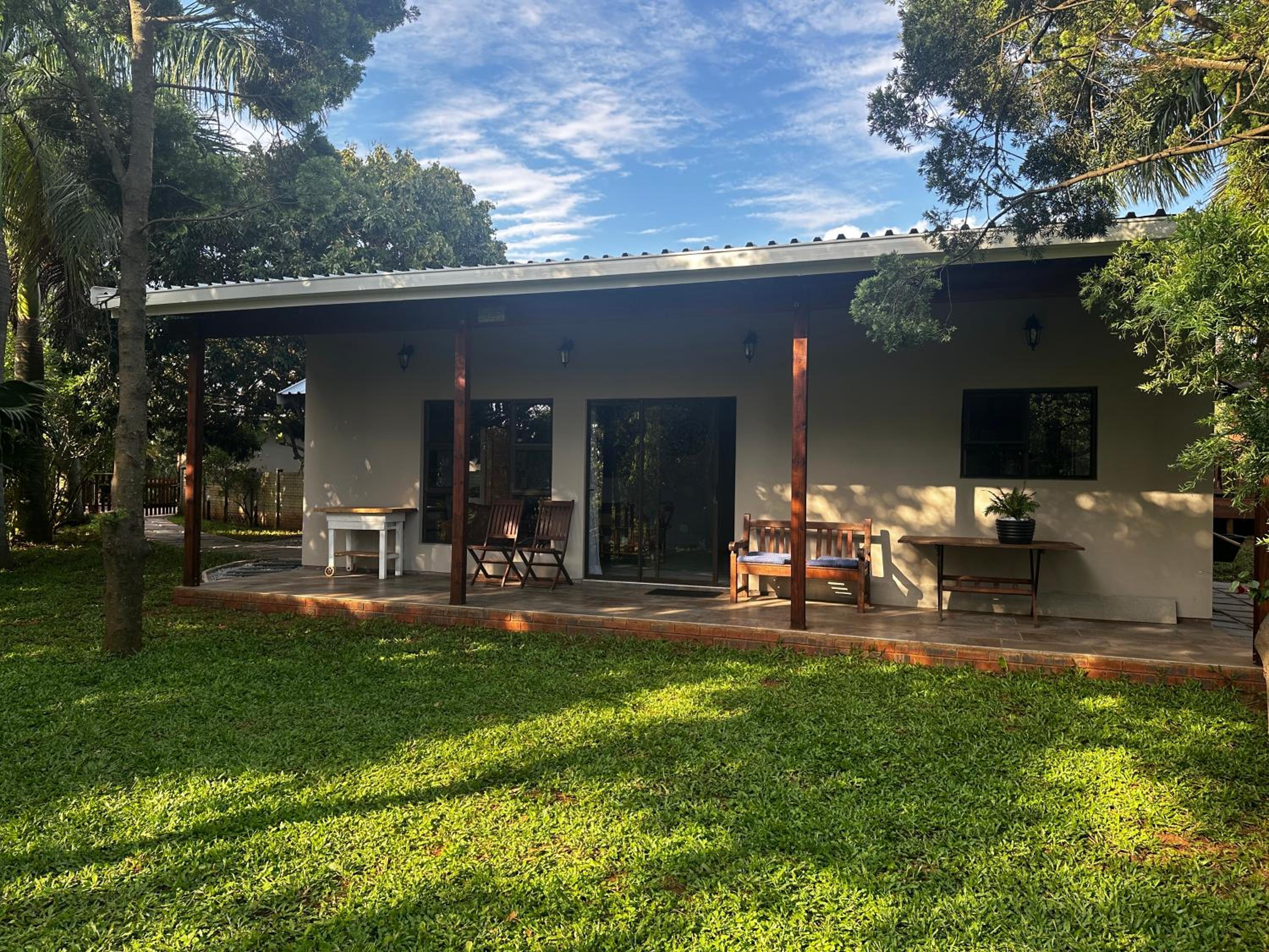 Palm Tree Cottage Felixton view 3