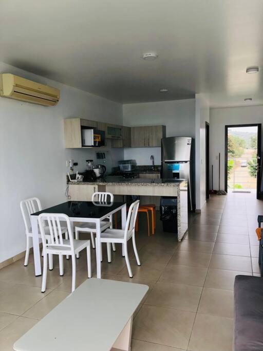 Departamento en Manglaralto.