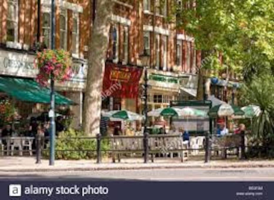 Beautiful apartment in Kew, Richmond London with Free Underground Parking Balcony