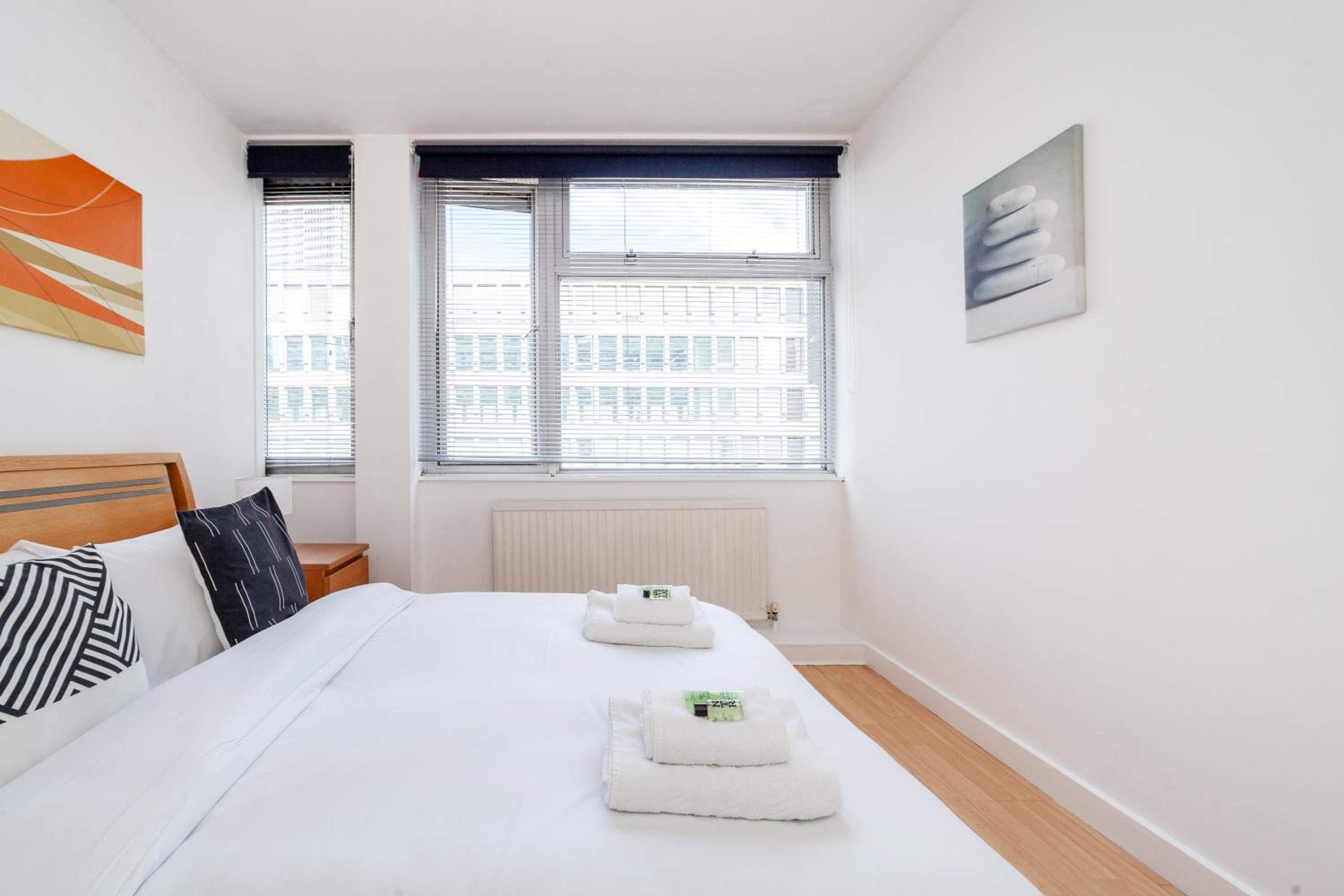 Shiny 1BR Flat in Fitzrovia, 2 min to Tube