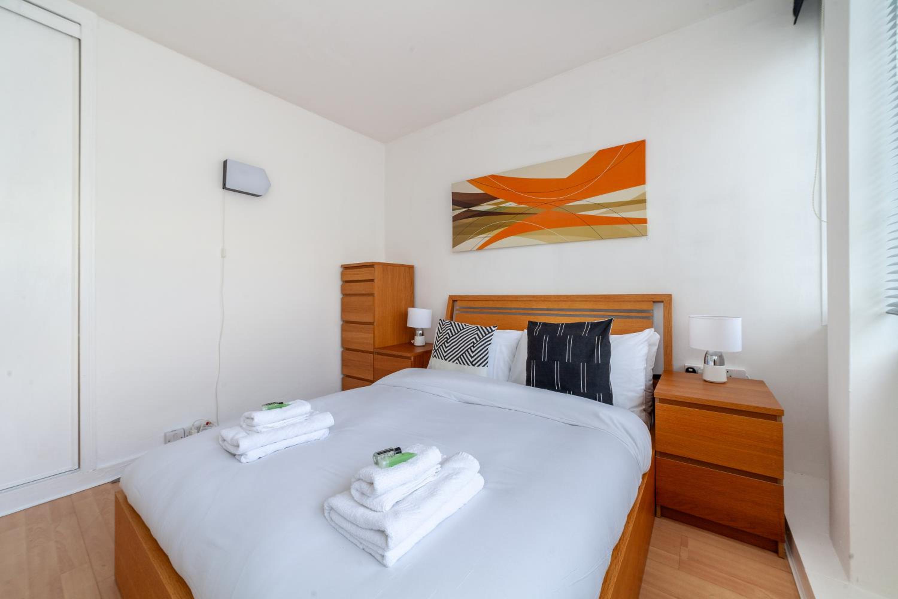 Shiny 1BR Flat in Fitzrovia, 2 min to Tube