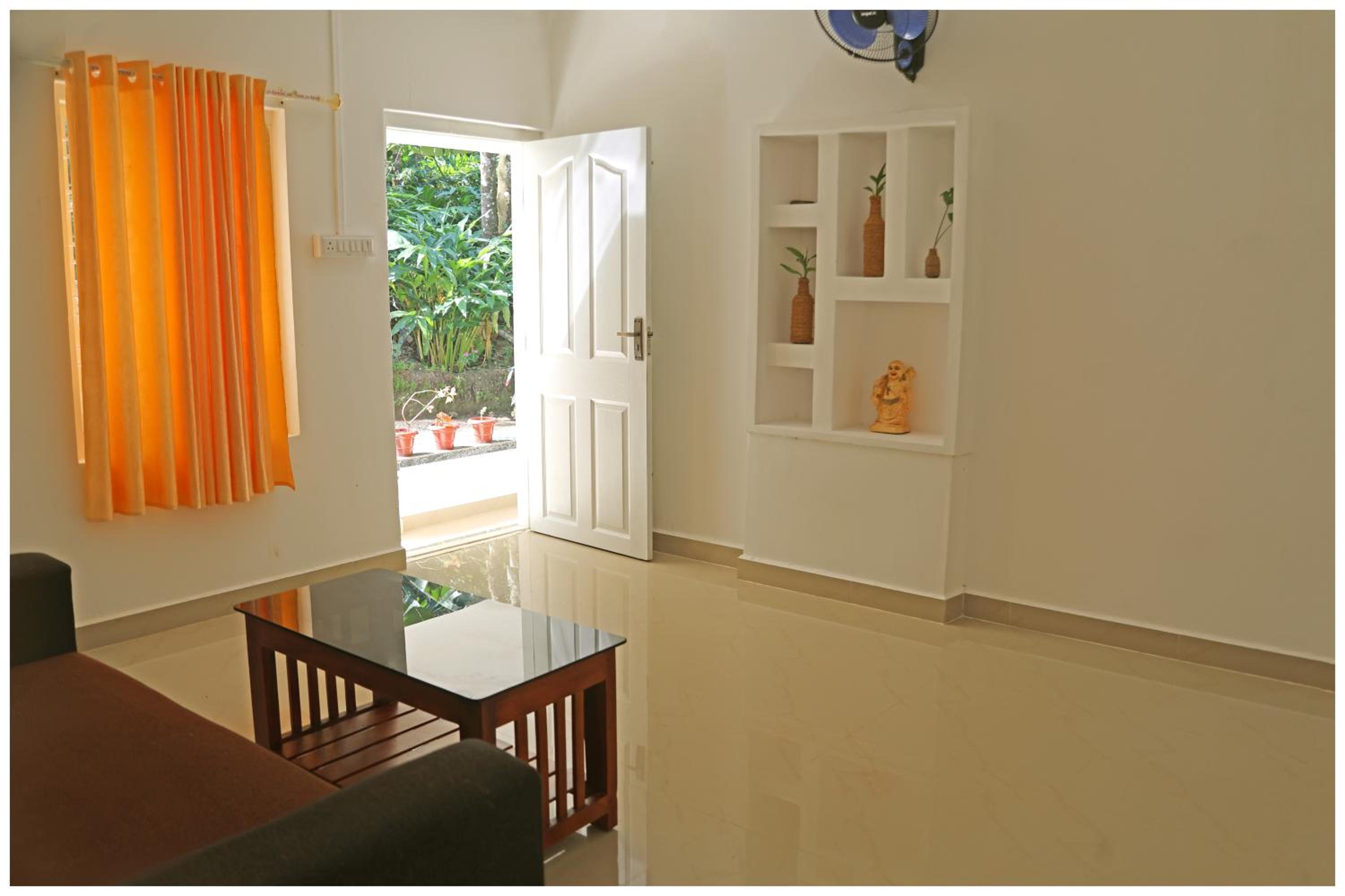 VALLEY CASA HOME STAY view 2