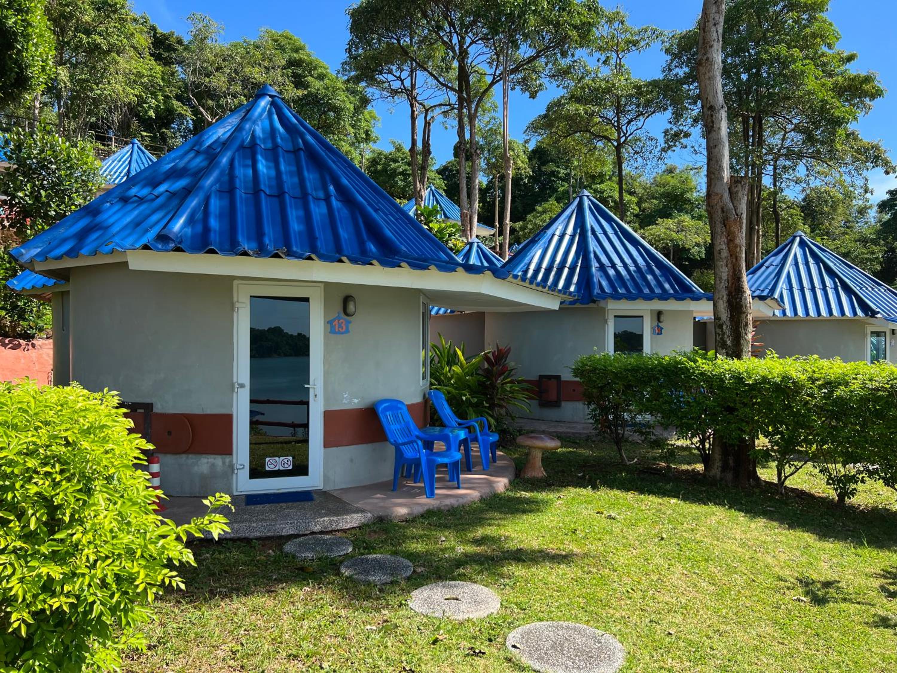 Koh Mak Buri Hut Natural Resort