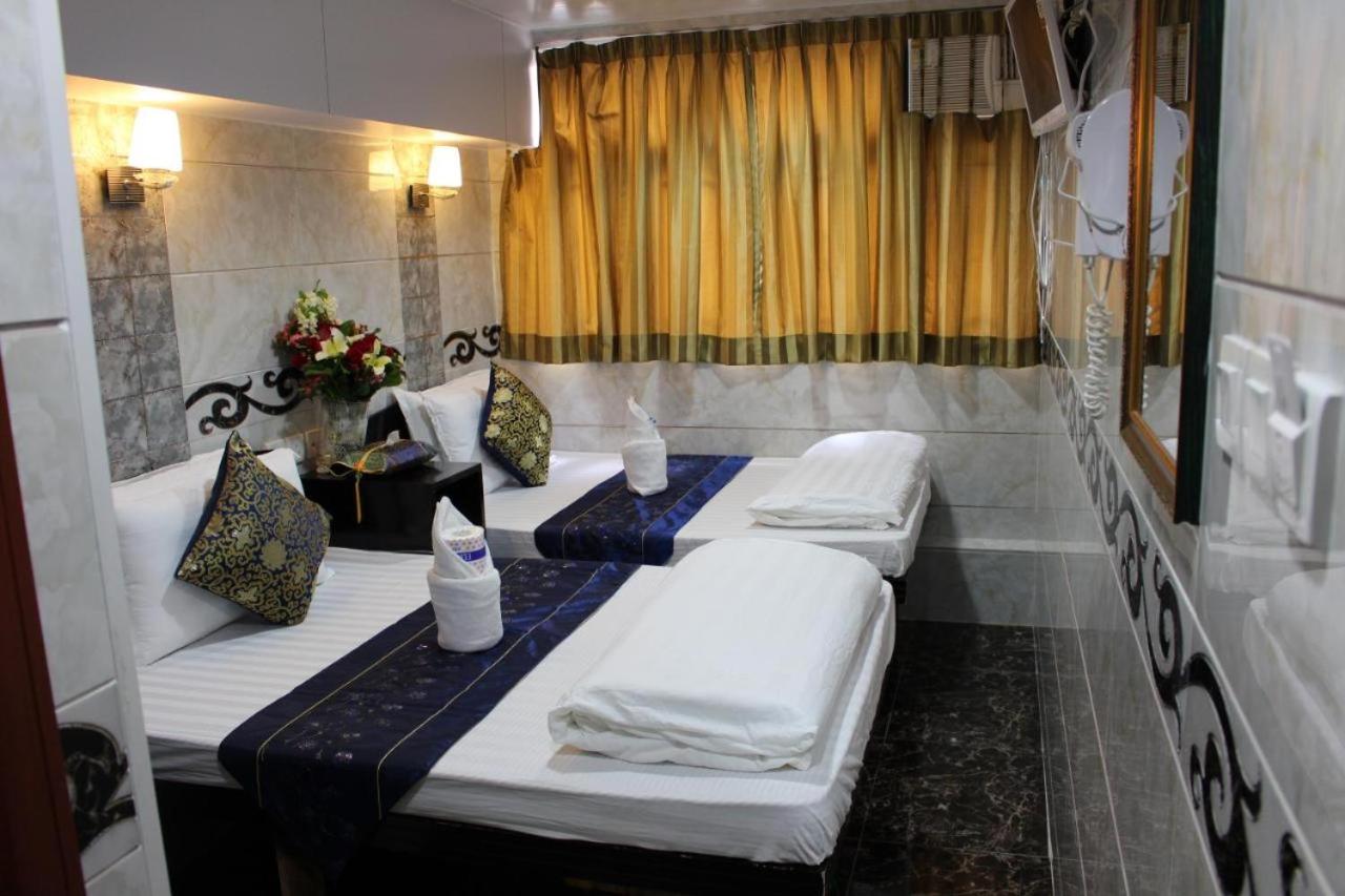 SHANGRI-LA GUEST HOUSE