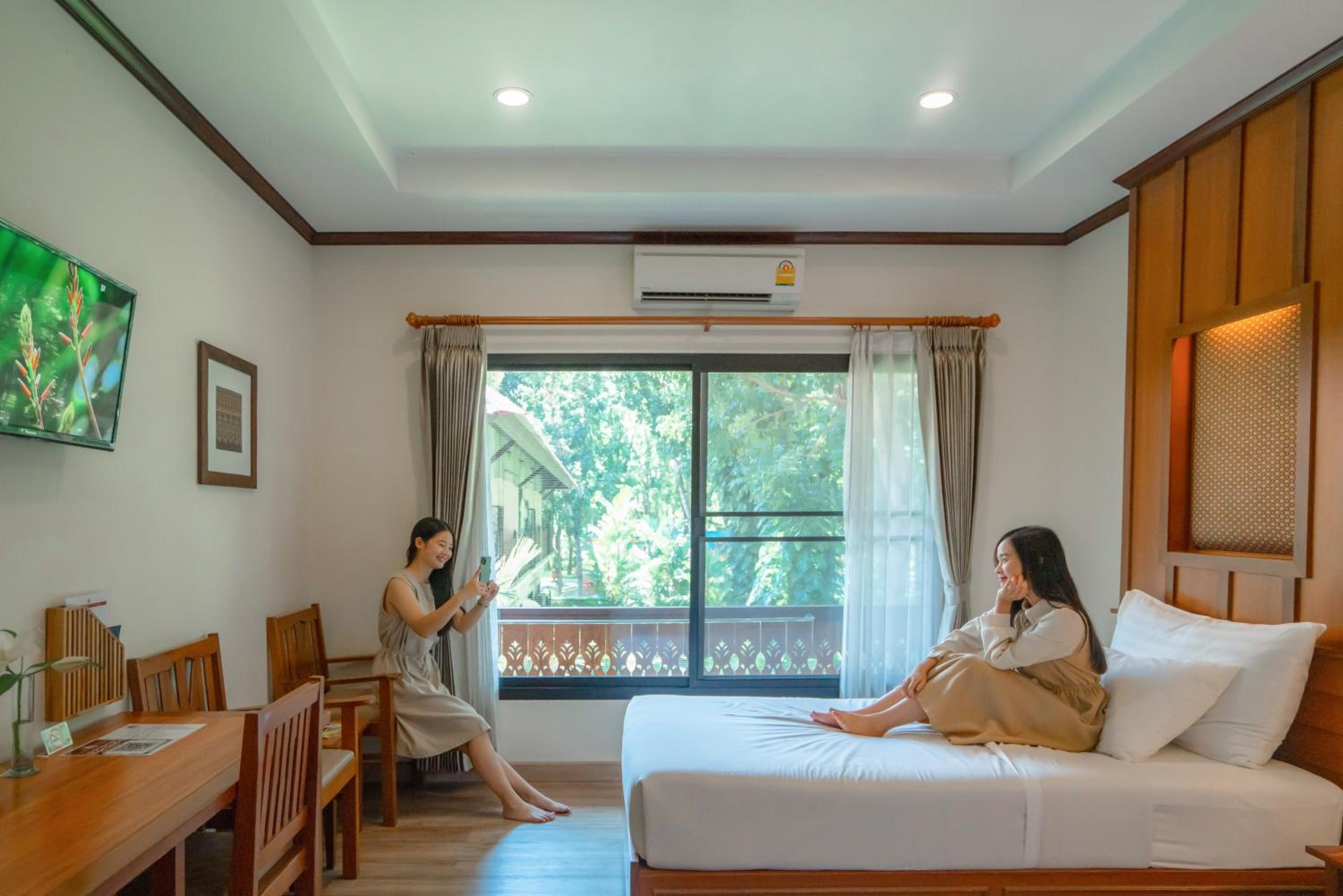 Horizon Village & Resort