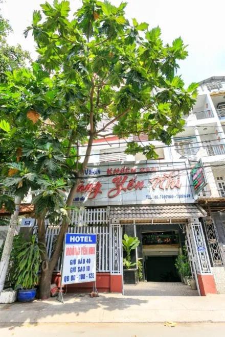 Hoàng Yến Nhi Hotel - 36 Đ. Số 51, Gò Vấp - by Bay Luxury