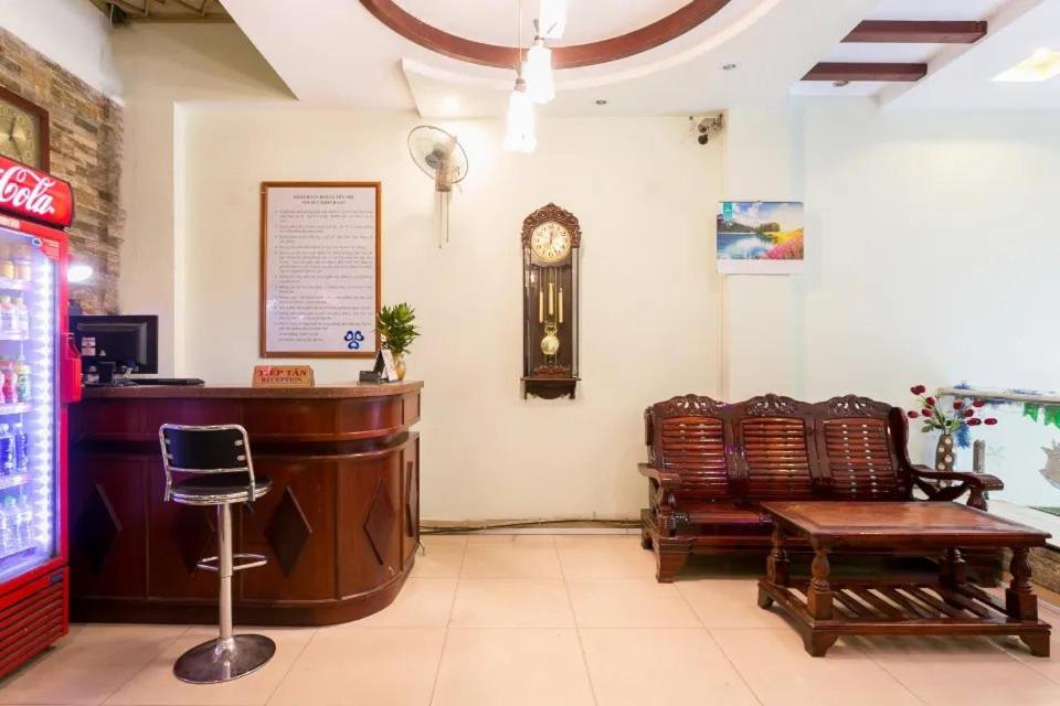 Hoàng Yến Nhi Hotel - 36 Đ. Số 51, Gò Vấp - by Bay Luxury