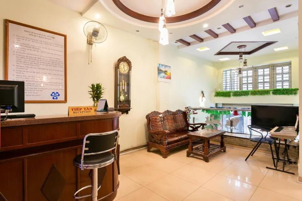 Hoàng Yến Nhi Hotel - 36 Đ. Số 51, Gò Vấp - by Bay Luxury