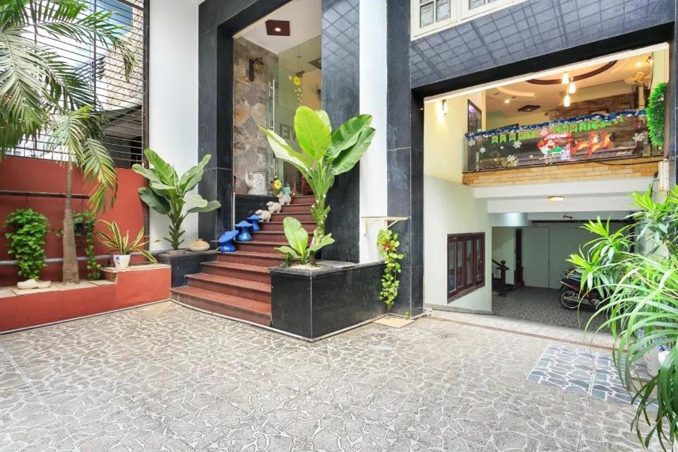 Hoàng Yến Nhi Hotel - 36 Đ. Số 51, Gò Vấp - by Bay Luxury