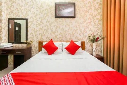 Hoàng Yến Nhi Hotel - 36 Đ. Số 51, Gò Vấp - by Bay Luxury
