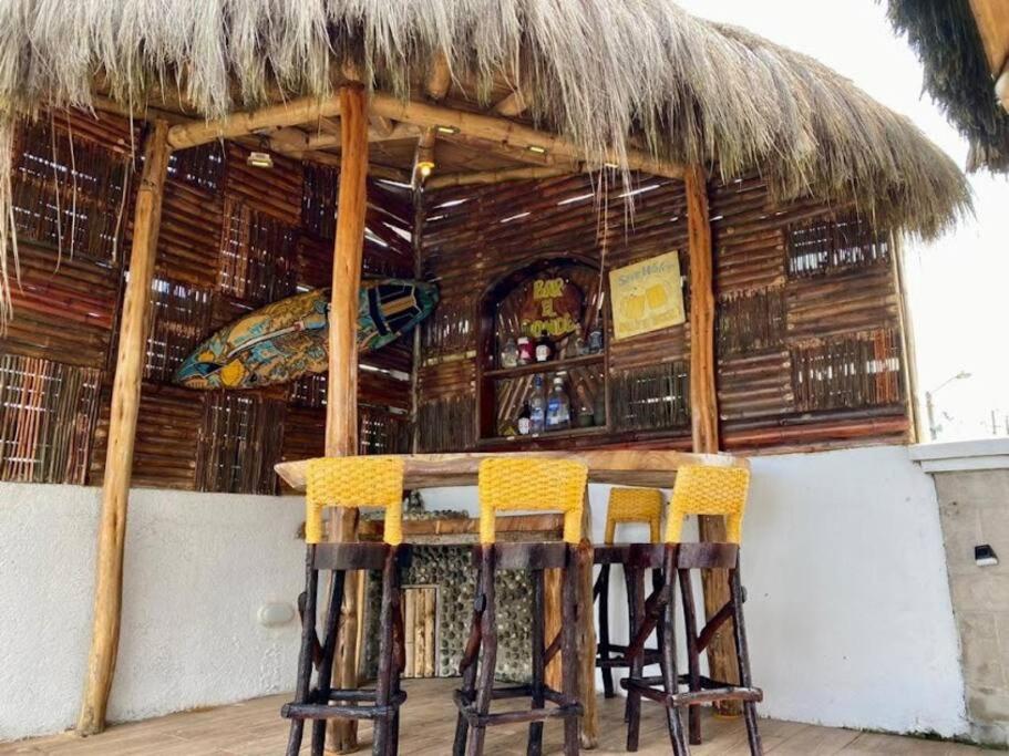 Hermosa Villa frente al mar