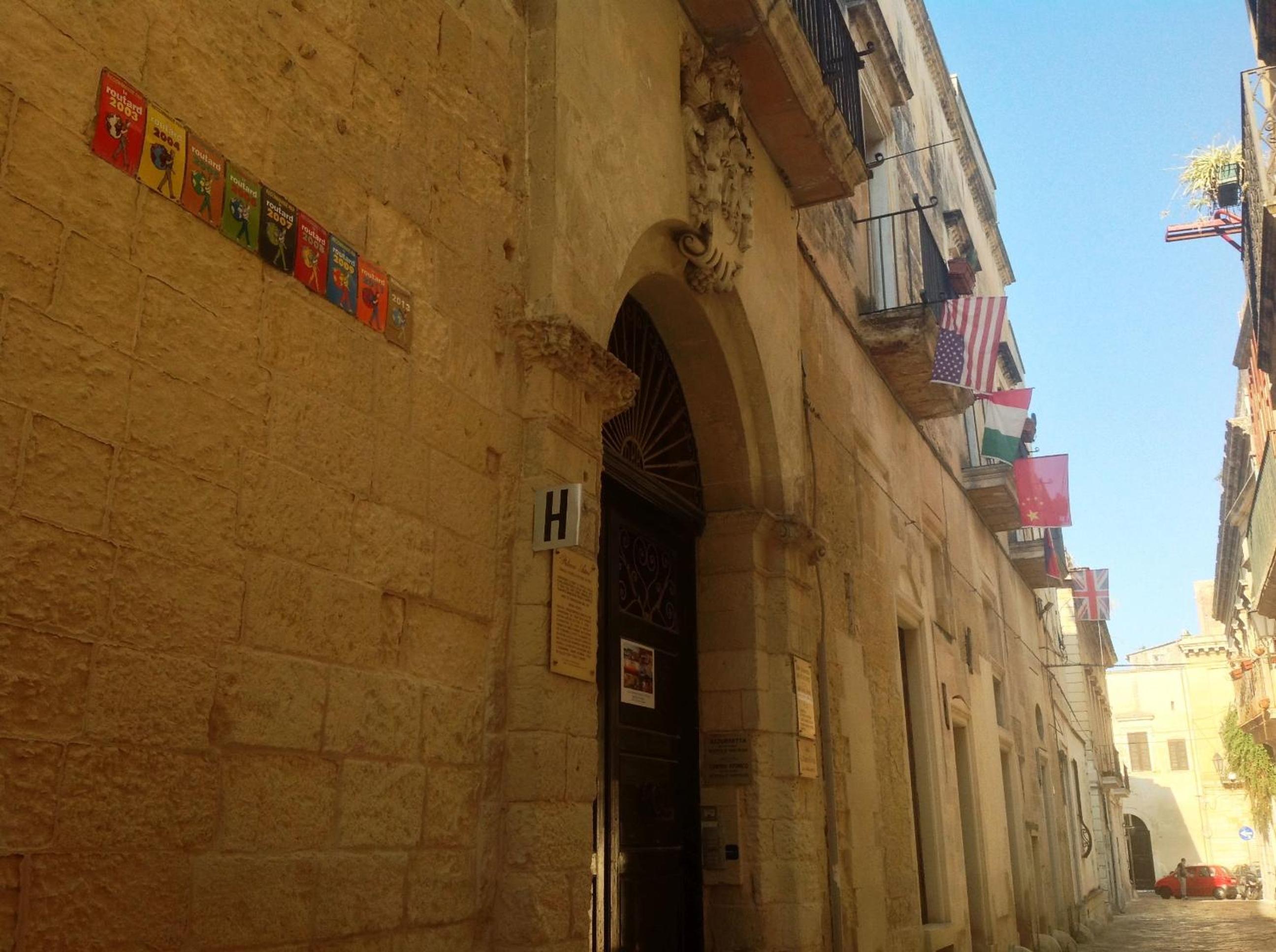 Photo 33