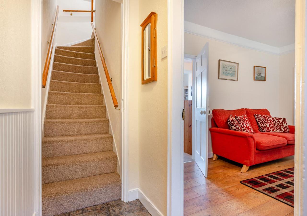 2 Bed in Whitby oc-w010