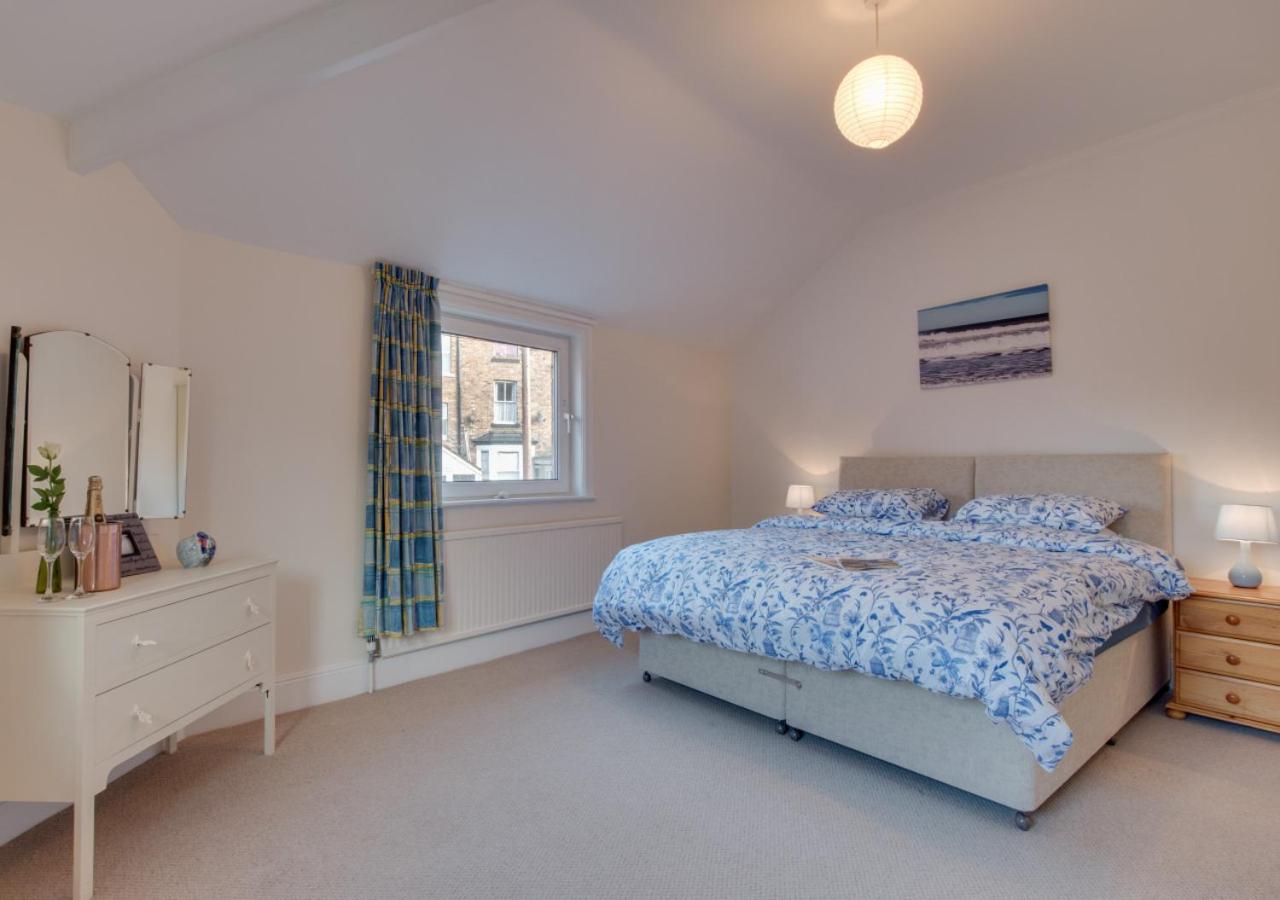 3 Bed in Scarborough oc-s018