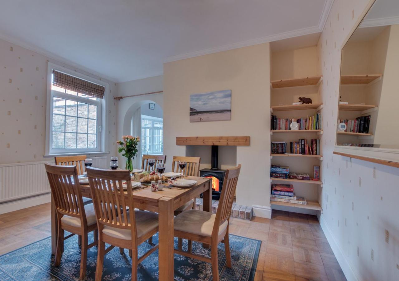 3 Bed in Scarborough oc-s018
