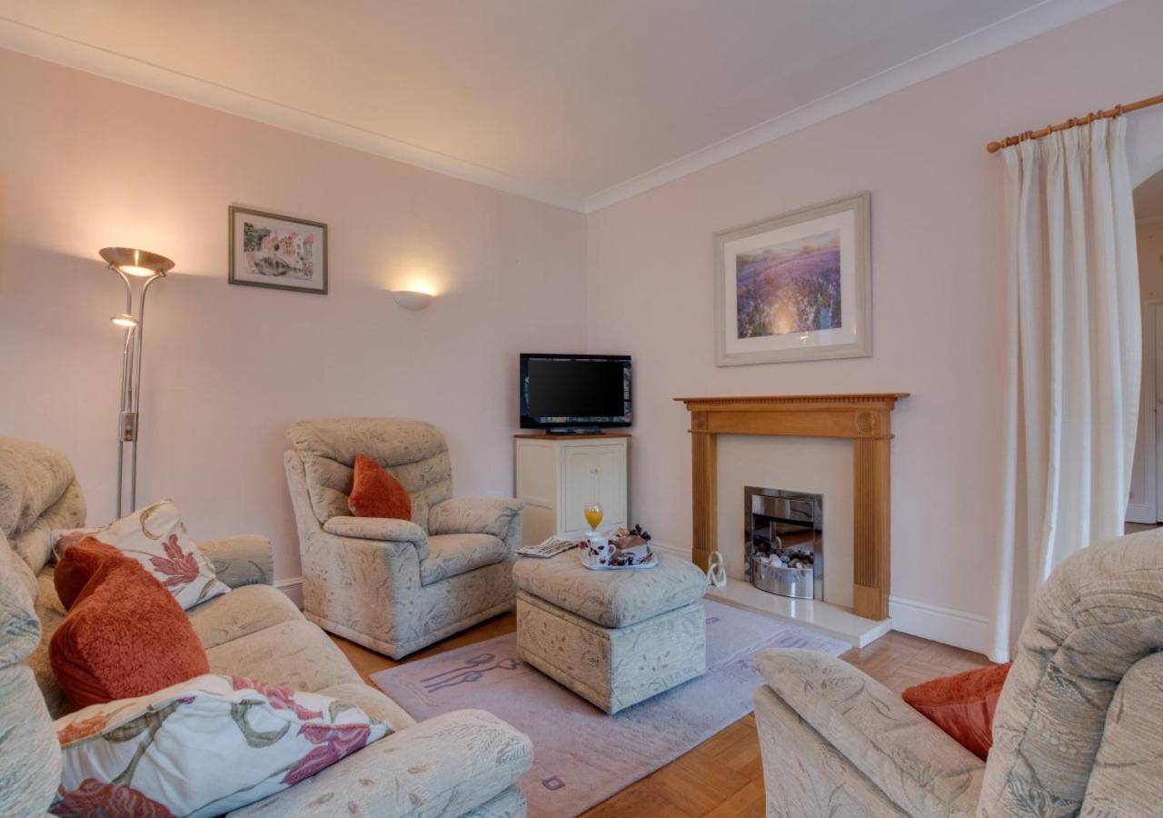 3 Bed in Scarborough oc-s018