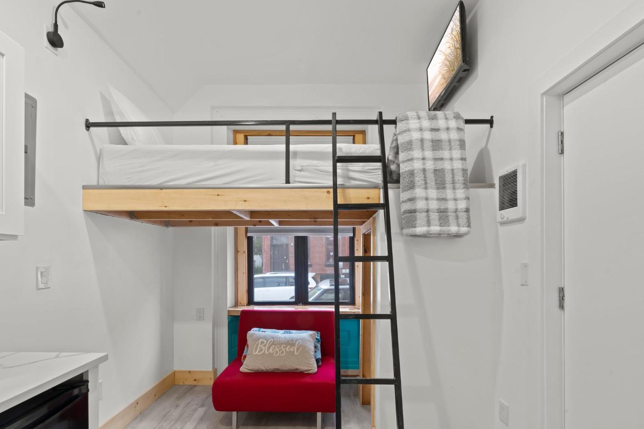 Goodseed Suites Philadephia Center view 5