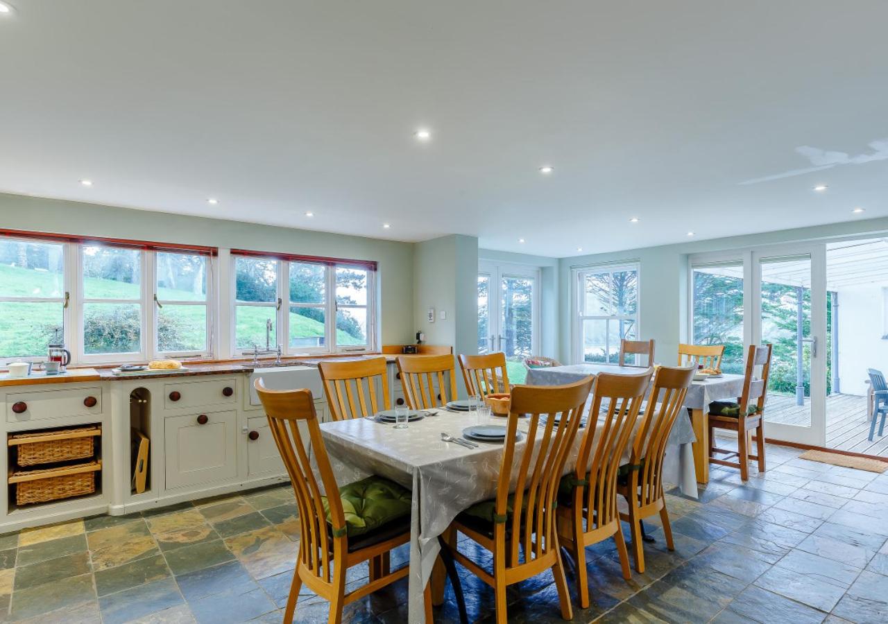 5 Bed in Polruan oc-ccmead view 3