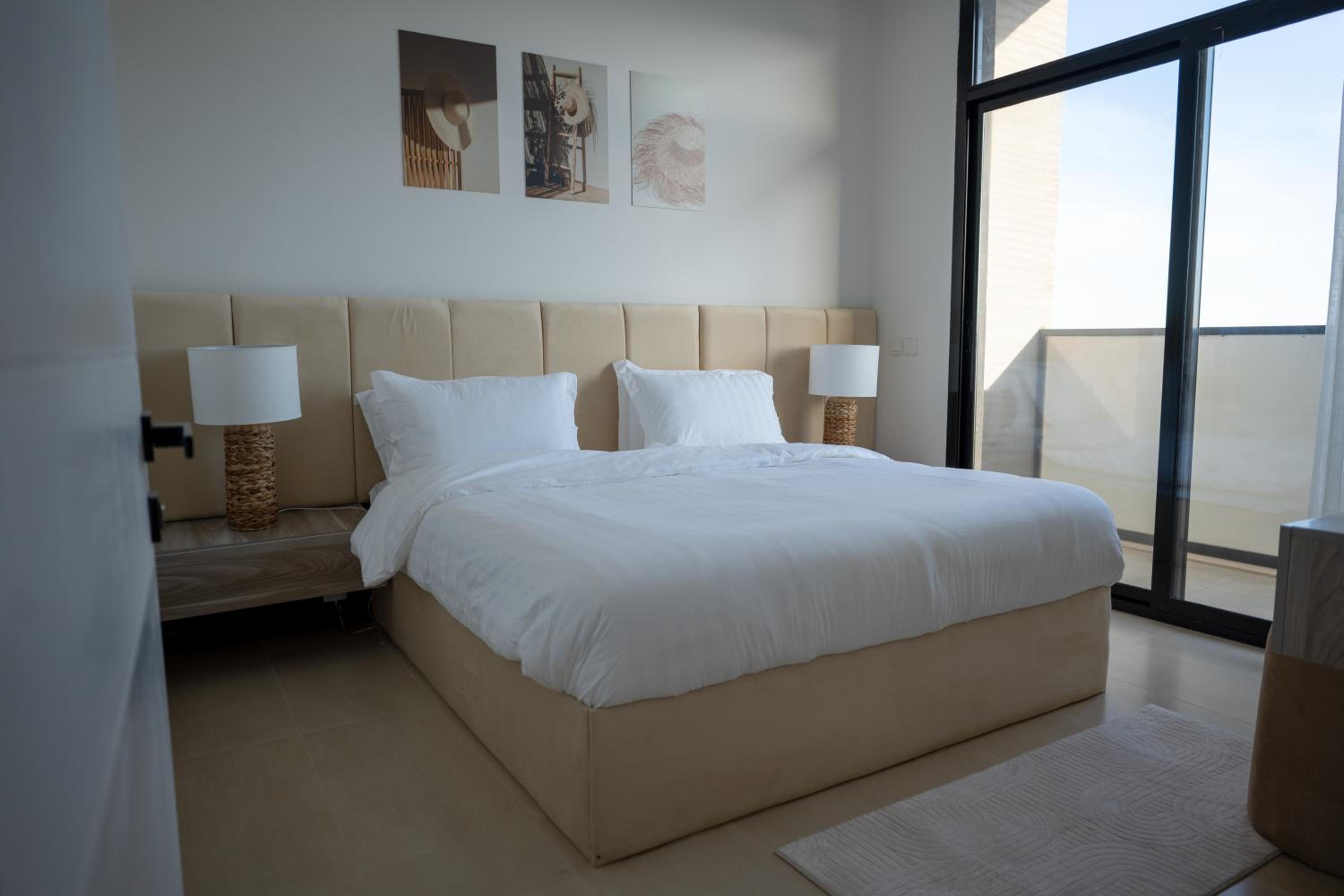 Luxury Apartment 3 Bedroom & Rooftop, Irqah Riyadh