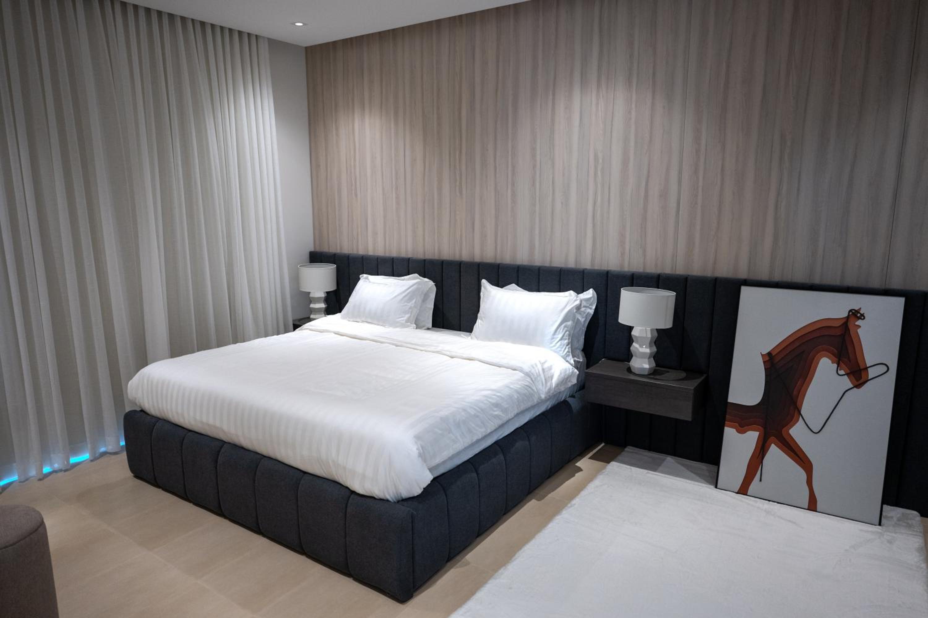 Luxury Apartment 3 Bedroom & Rooftop, Irqah Riyadh