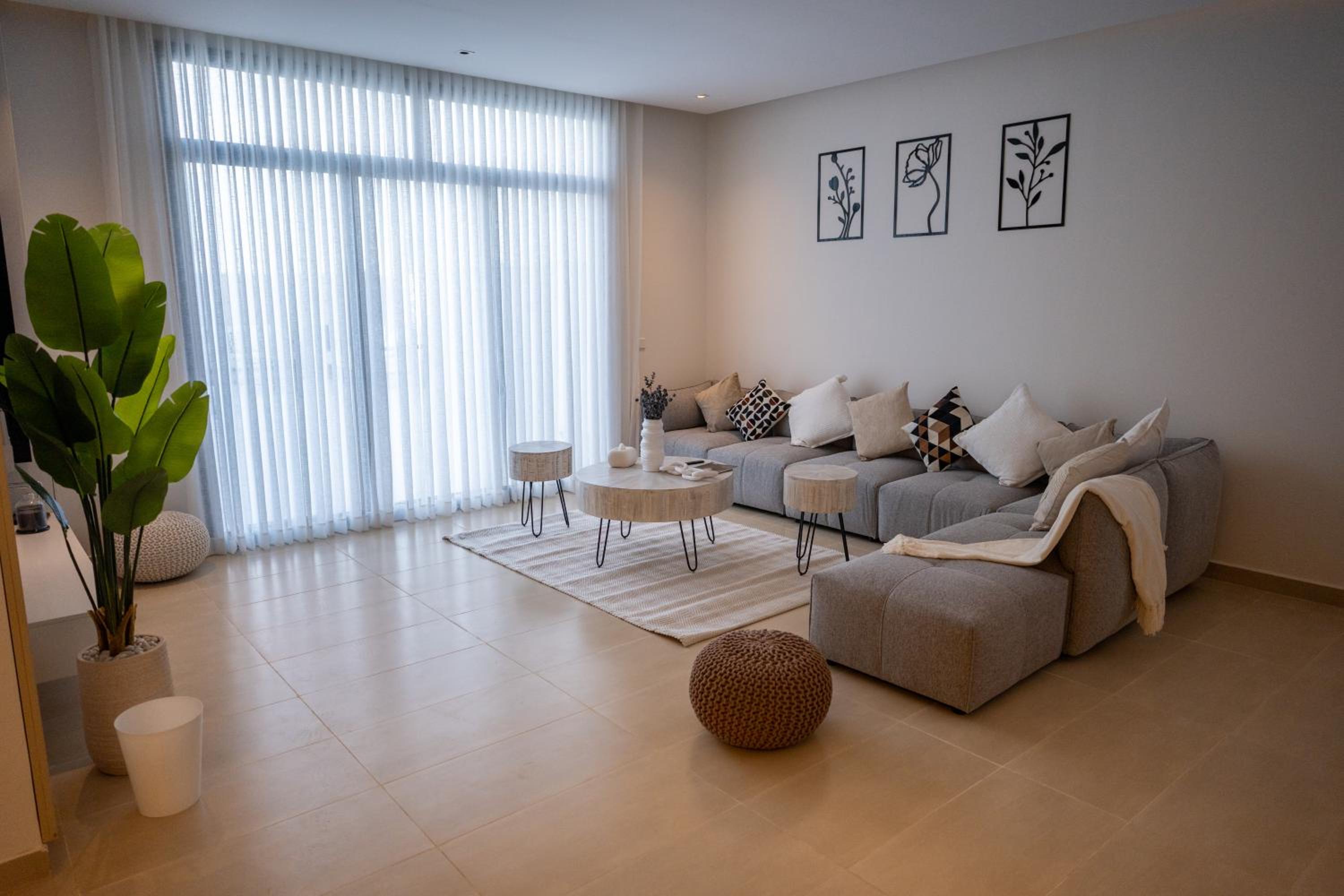 Luxury Apartment 3 Bedroom & Rooftop, Irqah Riyadh